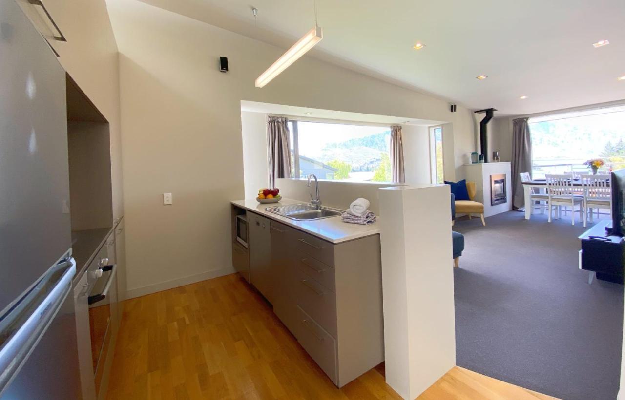 Tekau - Modern Holiday Apartment With Lakeview Queenstown Eksteriør billede